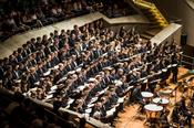 Jedes Semester gibt der Große Chor sein Abschlusskonzert in der Philharmonie (Brahms: Requiem, 2023)
